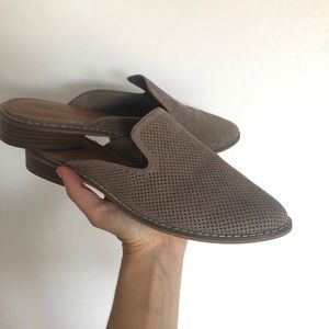 Mule sandals in like new condition!
